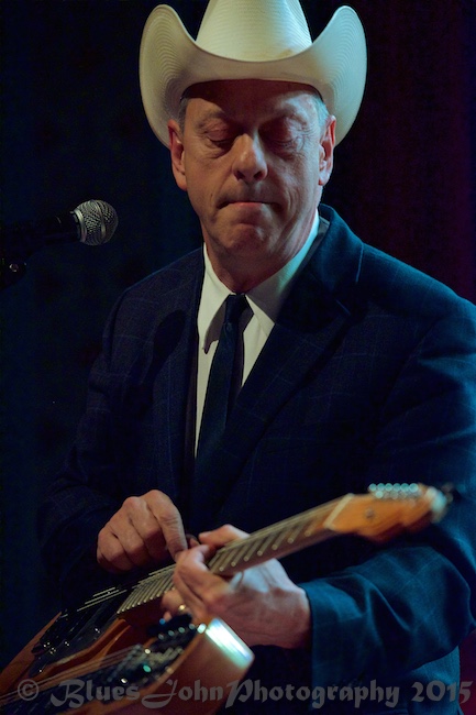 <b>Junior Brown</b>, Aladdin Theater, photo by John Alcala - dsc_4833