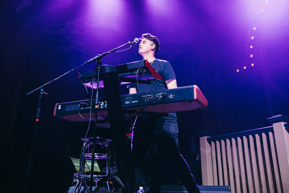 Photos Of Sasha Alex Sloan And Jessie Murph At Crystal Ballroom On Aug