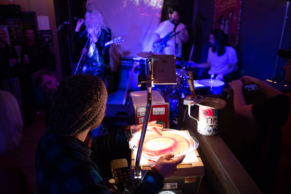 Sarah Wild, Starday Tavern, photo by Joe Bitters