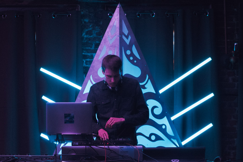 Tonebox, Bit House Saloon, photo by Joe Bitters