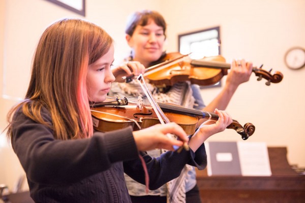 Violin lessons at Ethos: Photo by Nina Johnson