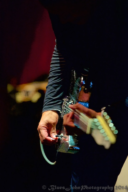 Eddie Martinez, Jimmy Mak's [CLOSED], photo by John Alcala