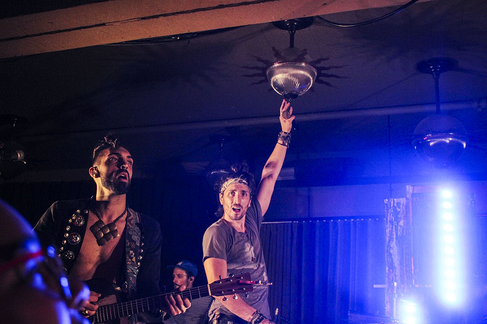 Magic Giant, Lola's Room, photo by Emma Davis