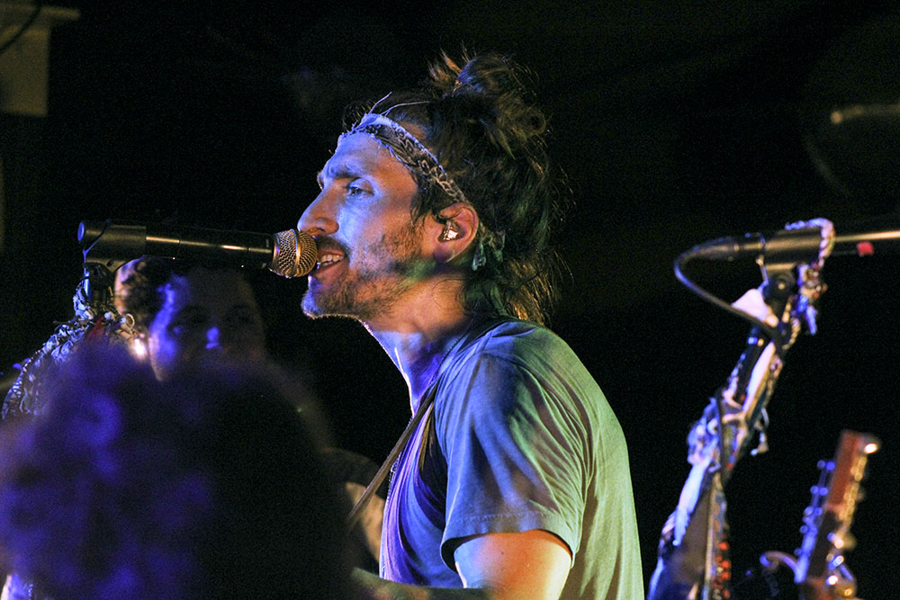 Magic Giant, Lola's Room, photo by Emma Davis