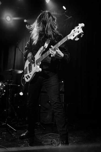 Máscaras, Star Theater, photo by Roderick Allen