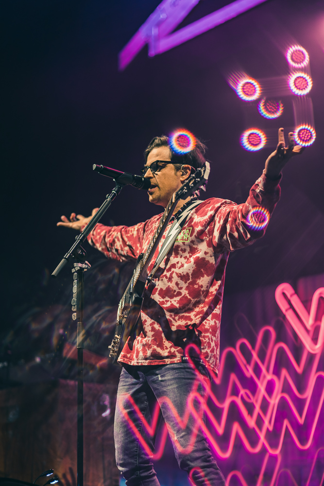 Weezer, Moda Center, photo by Andrew Wallner
