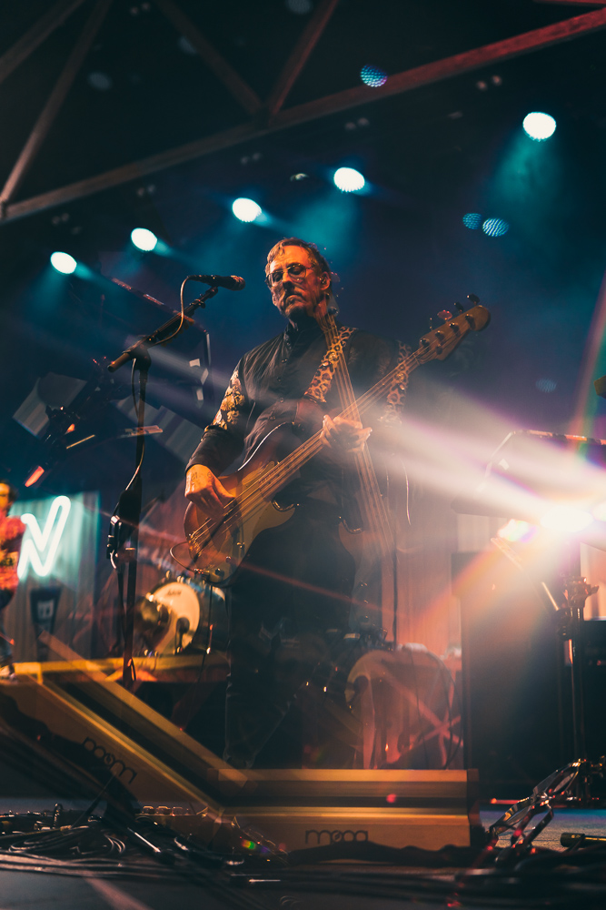 Weezer, Moda Center, photo by Andrew Wallner