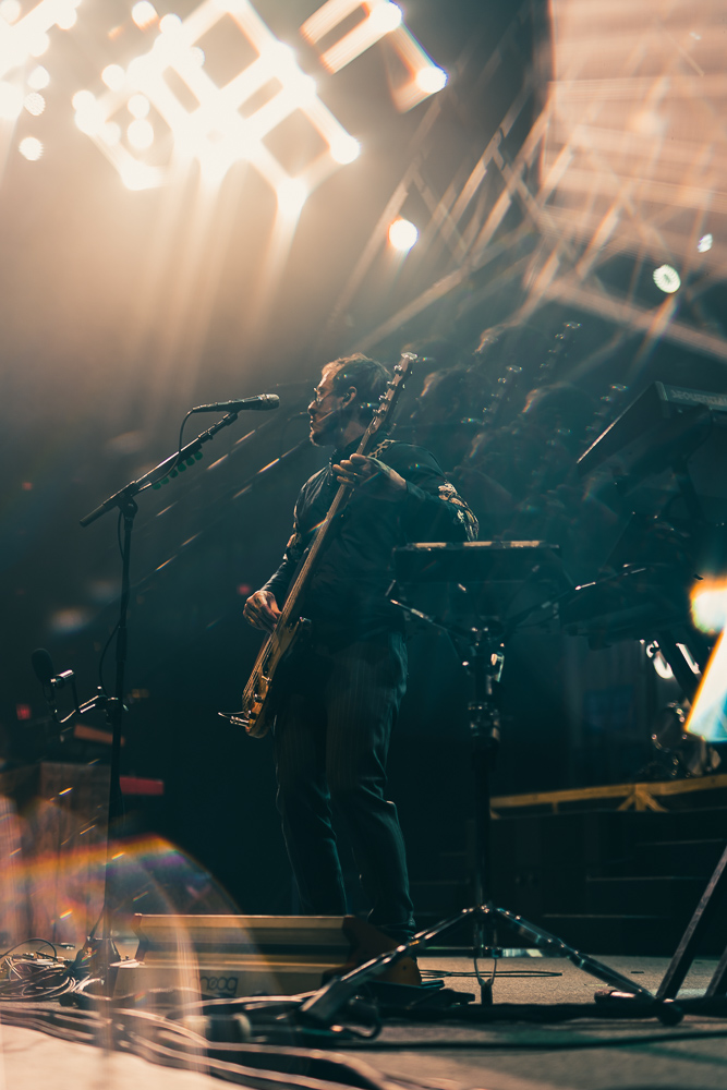 Weezer, Moda Center, photo by Andrew Wallner