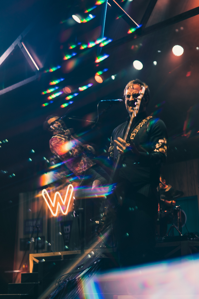 Weezer, Moda Center, photo by Andrew Wallner