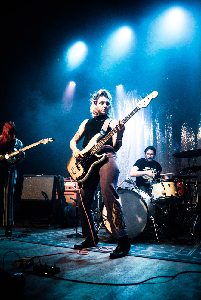 Feels, Aladdin Theater, photo by Ignacio Quintana