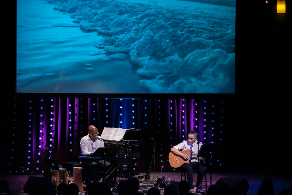 Darrell Grant, Edna Vazquez, Alberta Rose Theatre, photo by Miri Stebivka