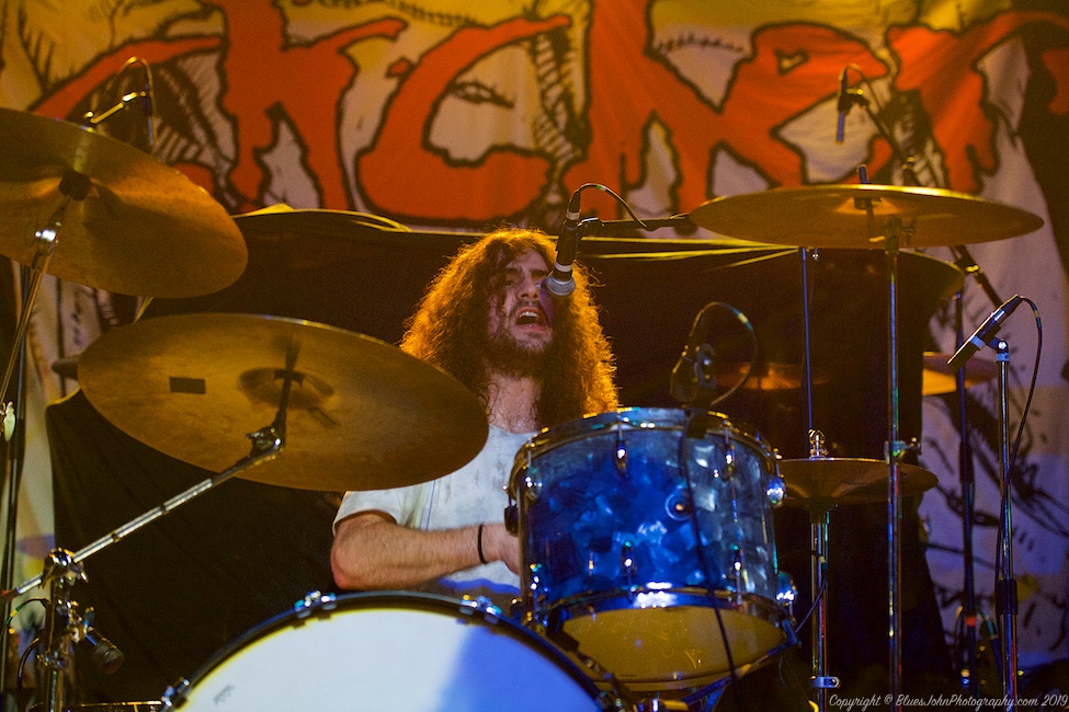 Joyous Wolf, Hawthorne Theatre, photo by John Alcala