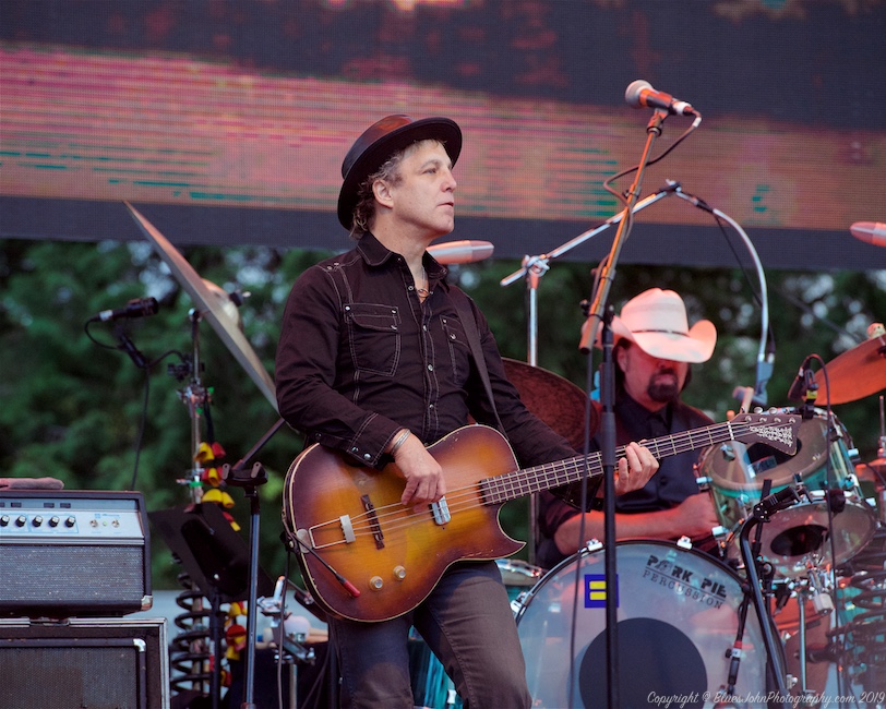 Lucinda Williams, Oregon Zoo Amphitheatre, photo by John Alcala