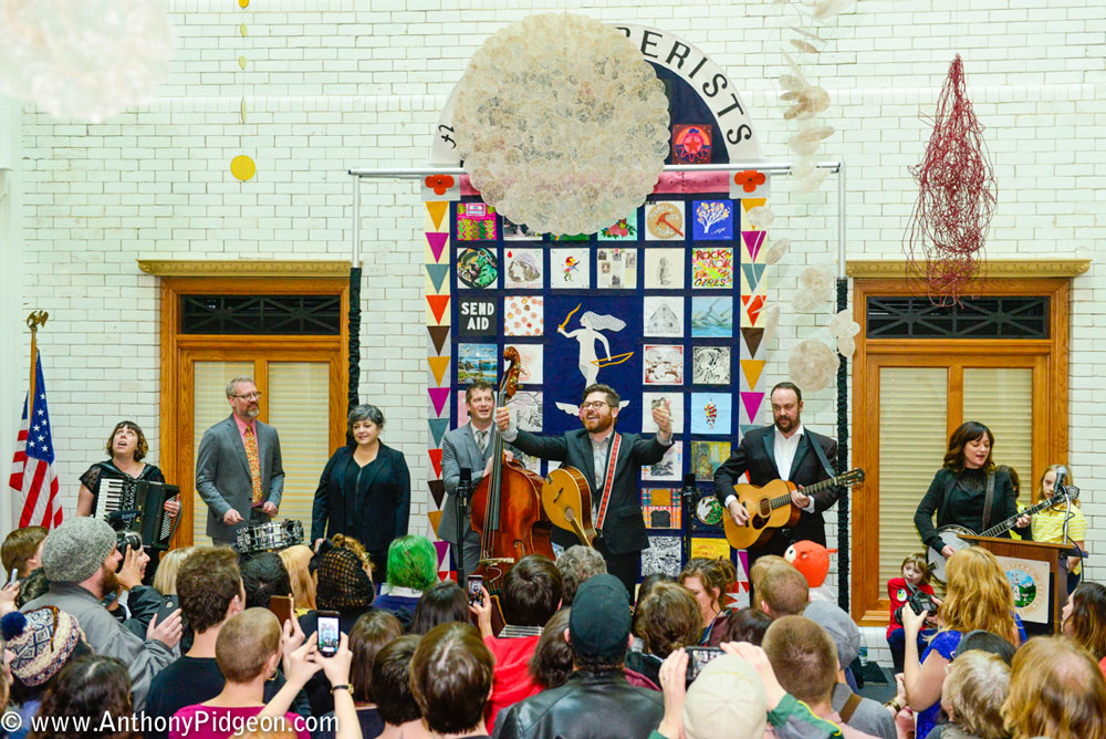 The Decemberists, Jenny Conlee, photo by Anthony Pidgeon