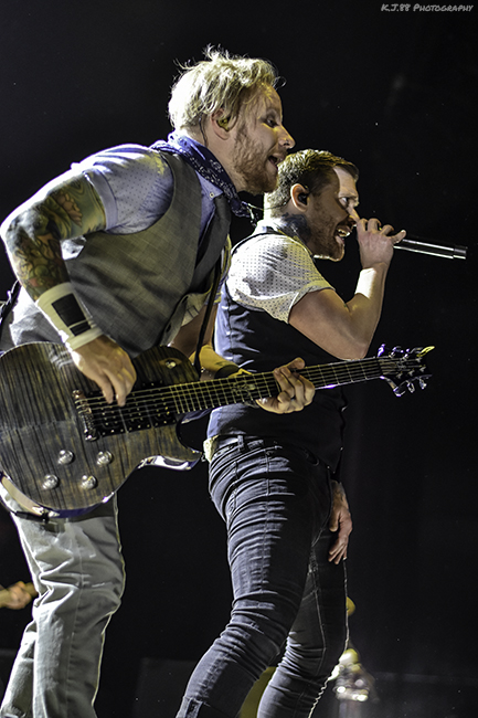 Shinedown, Sunlight Supply Amphitheater, photo by Kevin Pettigrew