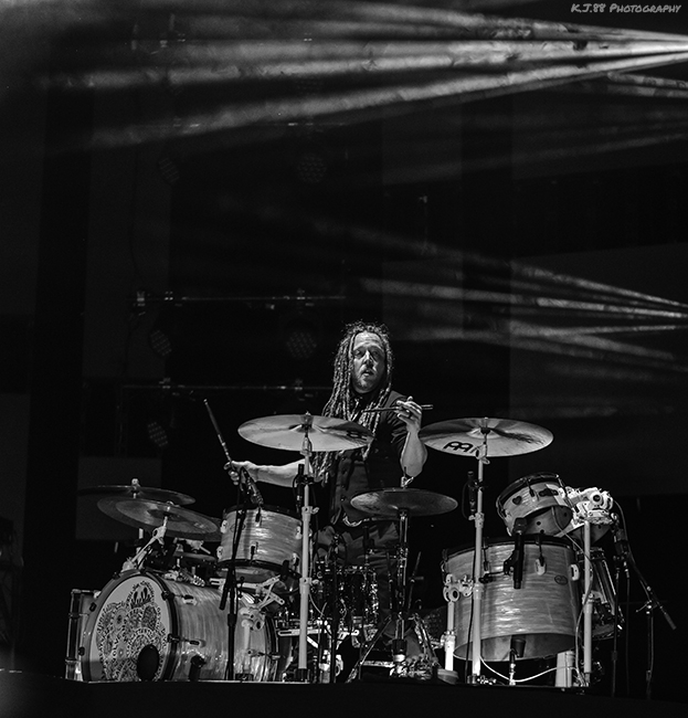 Shinedown, Sunlight Supply Amphitheater, photo by Kevin Pettigrew