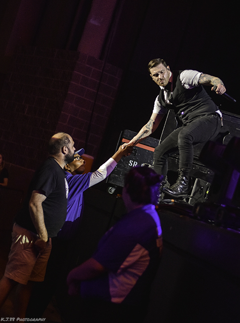 Shinedown, Sunlight Supply Amphitheater, photo by Kevin Pettigrew