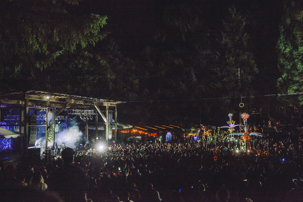 Yonder Mountain String Band, Northwest String Summit, Horning's Hideout, photo by Blake Sourisseau