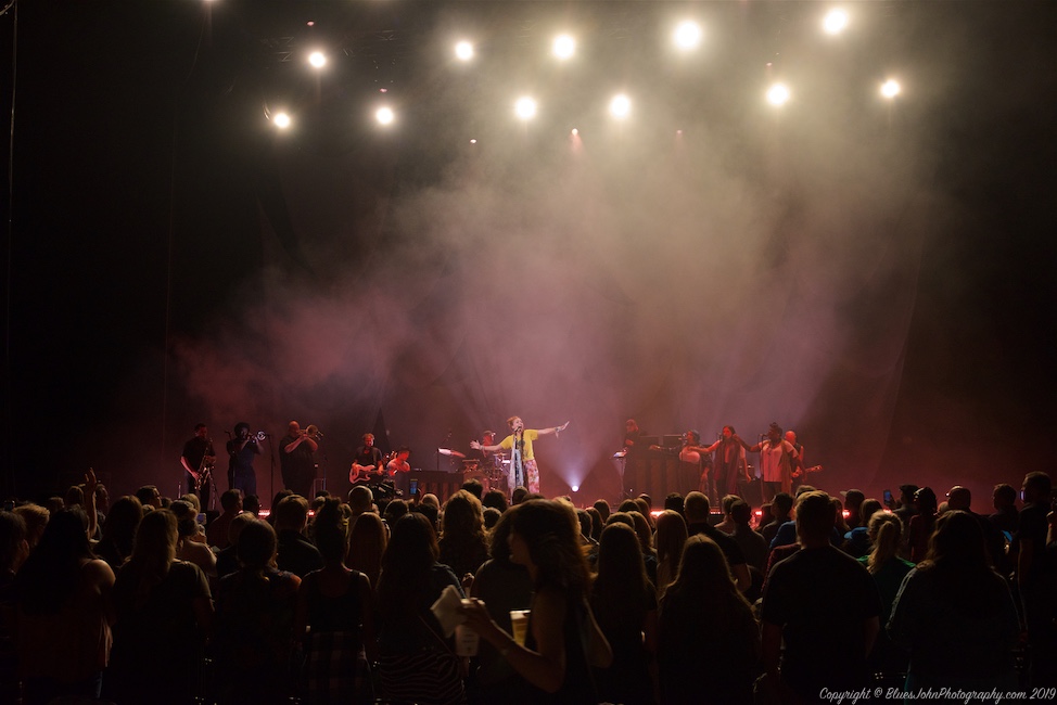 Lauren Daigle, Rose Quarter, photo by John Alcala