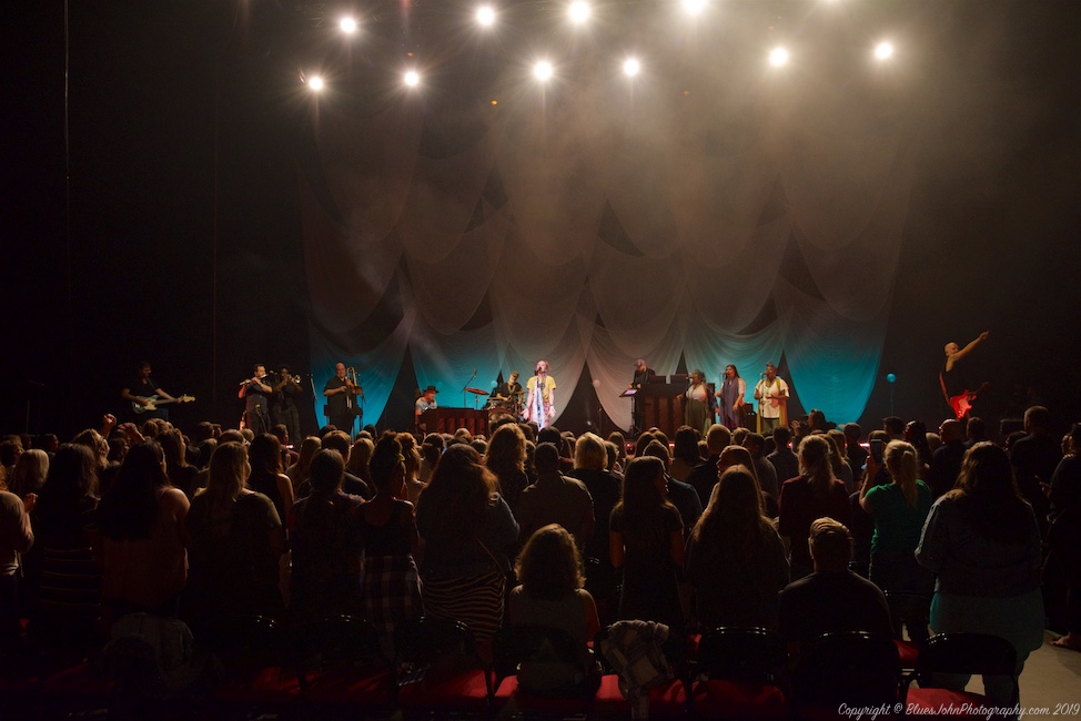 Lauren Daigle, Rose Quarter, photo by John Alcala