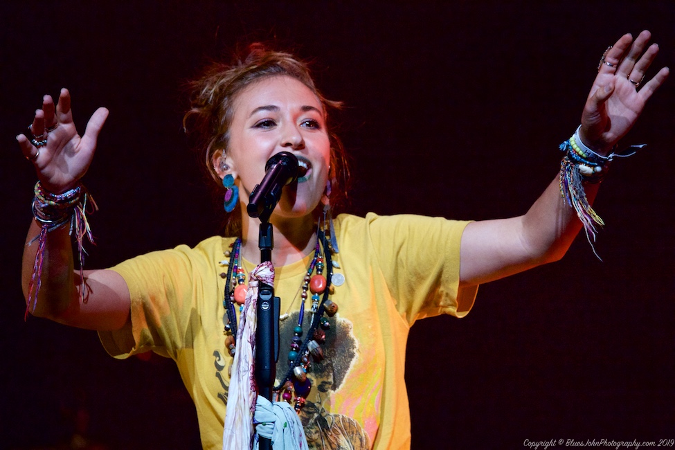 Lauren Daigle, Rose Quarter, photo by John Alcala