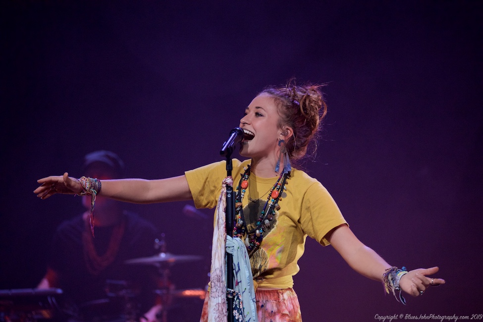 Lauren Daigle, Rose Quarter, photo by John Alcala
