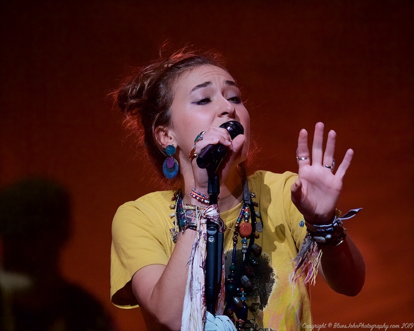 Lauren Daigle, Rose Quarter, photo by John Alcala