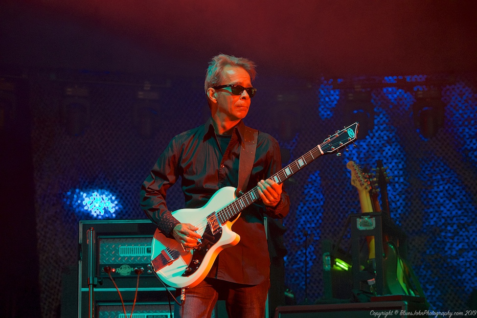 Dave Matthews Band, Sunlight Supply Amphitheater, photo by John Alcala