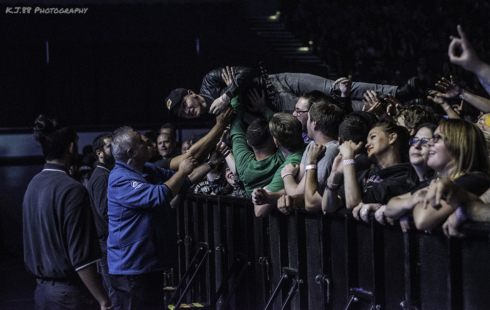 Flogging Molly, Veterans Memorial Coliseum, photo by Kevin Pettigrew