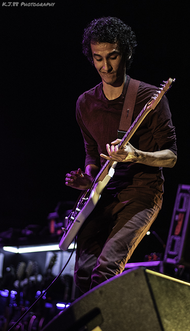Le Butcherettes, Veterans Memorial Coliseum, photo by Kevin Pettigrew
