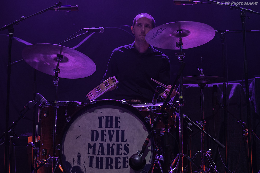 The Devil Makes Three, Veterans Memorial Coliseum, photo by Kevin Pettigrew
