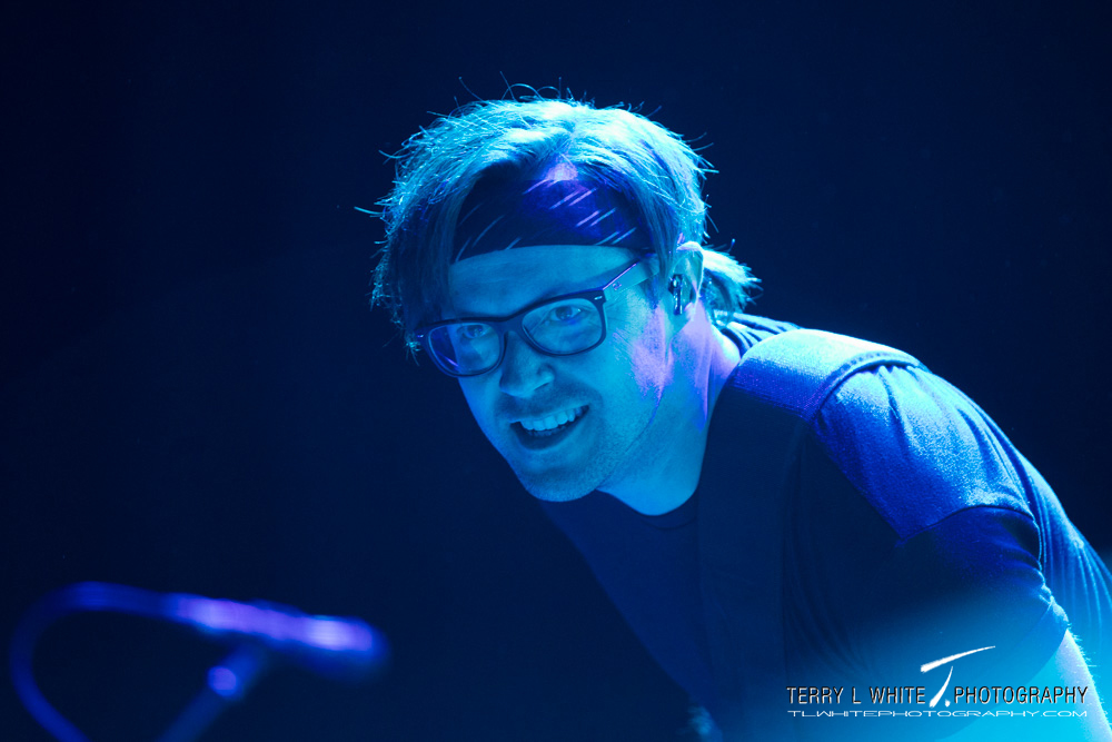 Breaking Benjamin, Sunlight Supply Amphitheater, photo by Terry White