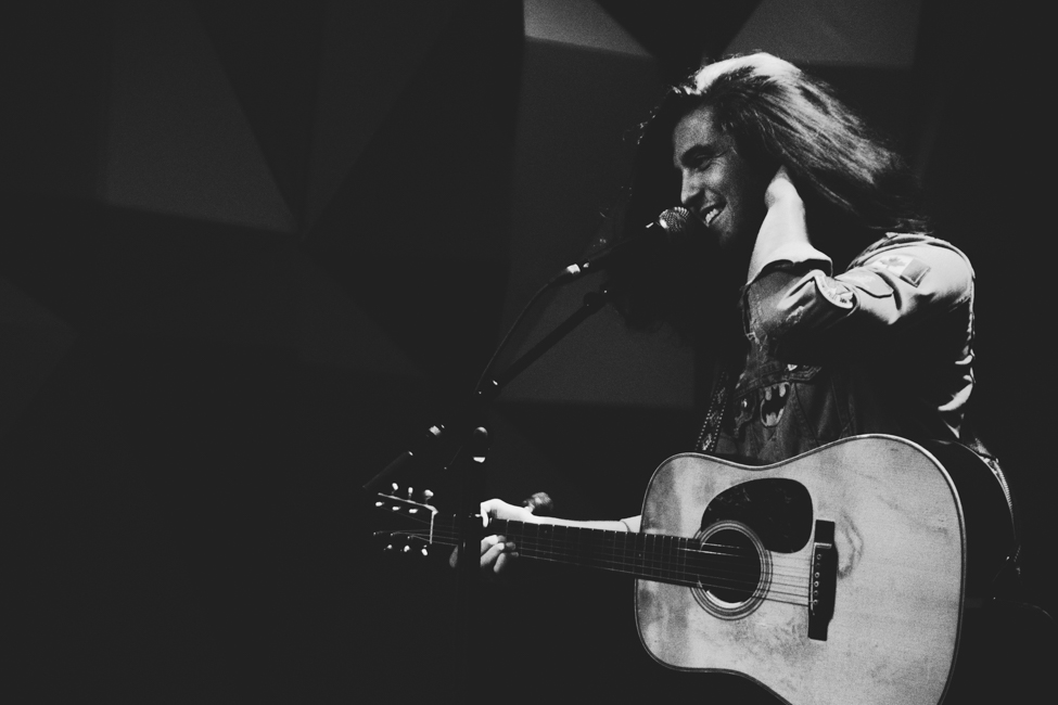 Billy Raffoul, Holocene, photo by Jackson Pickard