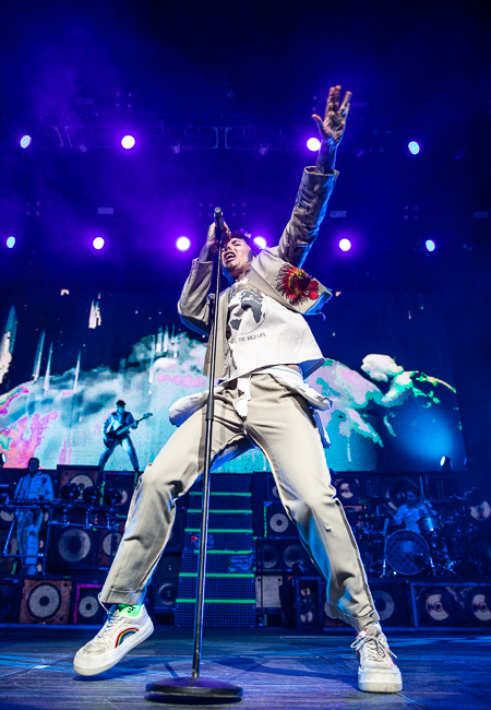 Bring Me The Horizon, Moda Center, photo by Sal Barragan