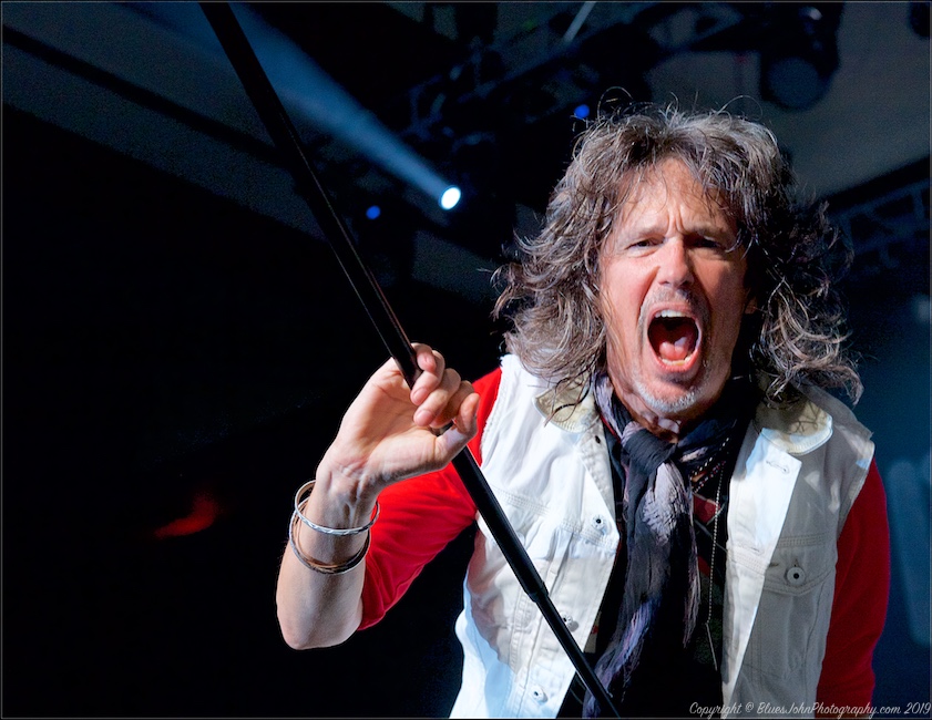Foreigner, Ilani, photo by John Alcala
