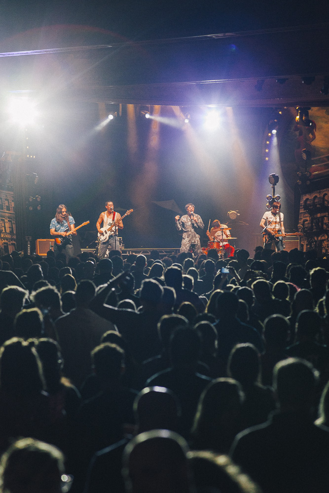 No Parents, Crystal Ballroom, photo by Blake Sourisseau