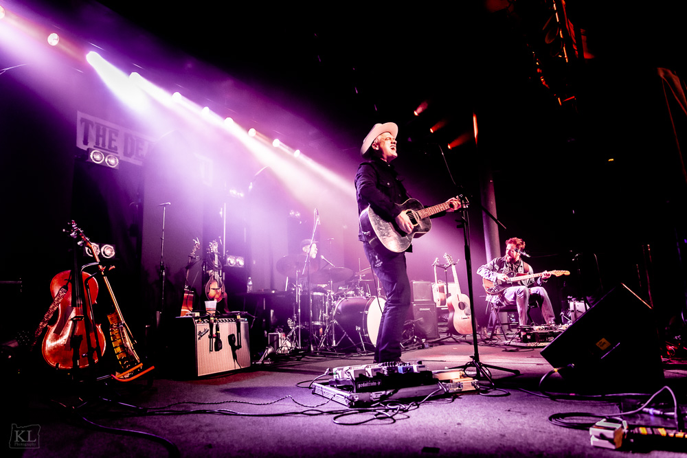 Elliott Brood, Roseland Theater, photo by Kris Luke