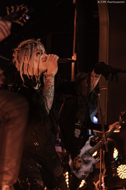 Davey Suicide, Hawthorne Theatre, photo by Kevin Pettigrew