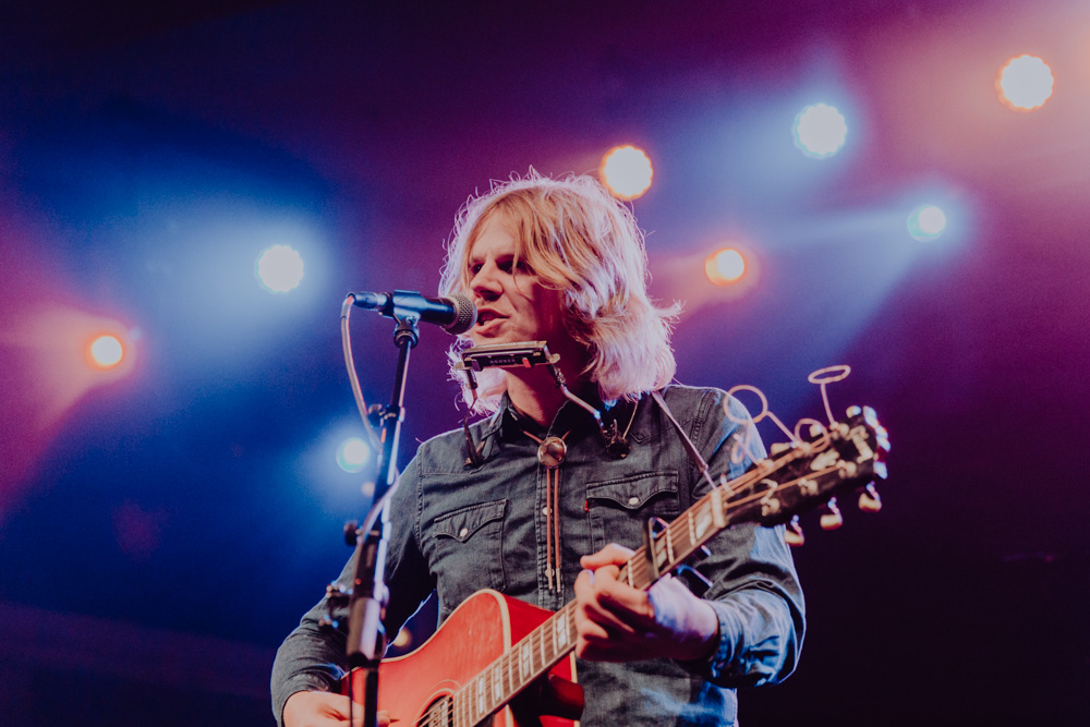 Kyle Craft, Crystal Ballroom, 94.7 FM, photo by Sydnie Kobza