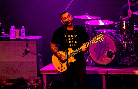 Bayside, Hawthorne Theatre, photo by Matthew Wolfe