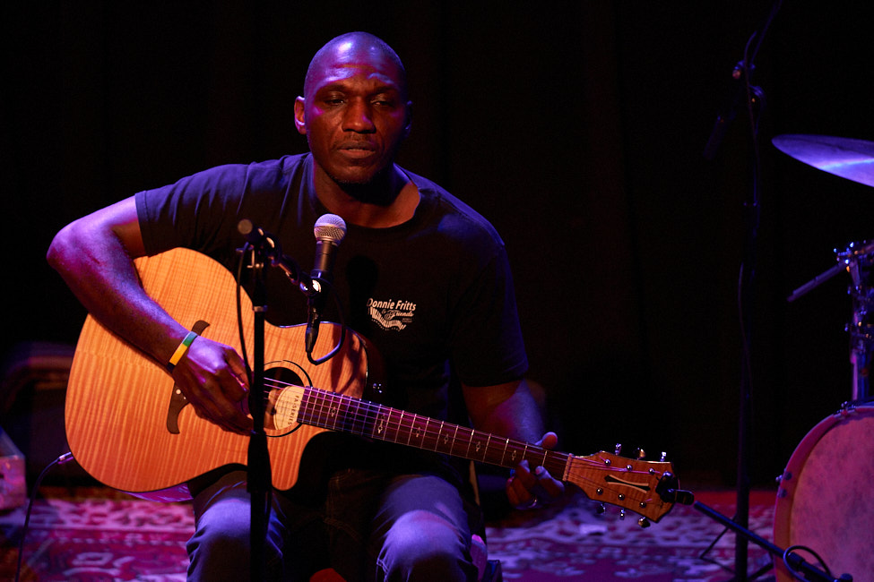 Photos of Cedric Burnside and Sir Richard Bishop at Mississippi Studios ...