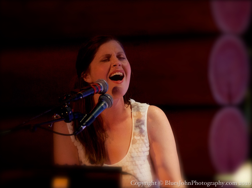 Sama Dams, Doug Fir Lounge, photo by John Alcala