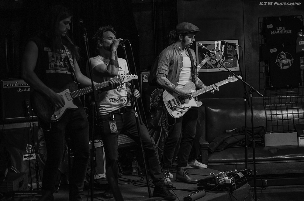 The Jab, Hawthorne Theatre, photo by Kevin Pettigrew