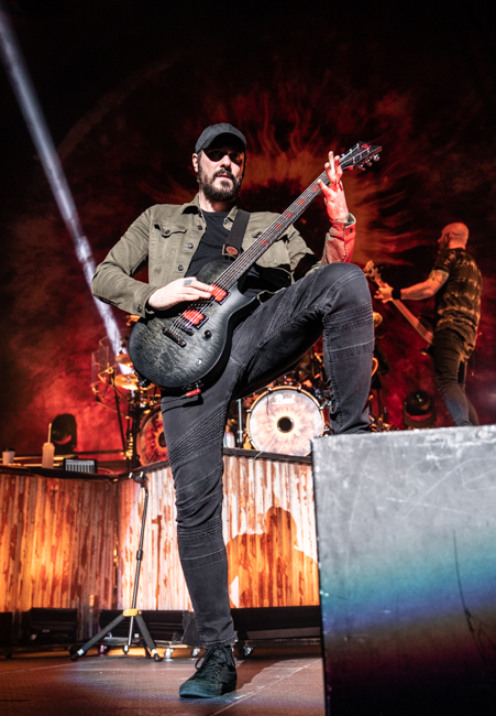 Breaking Benjamin, Moda Center, photo by Sal Barragan