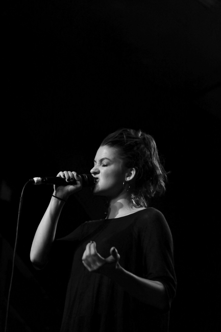 Meg Myers, Hawthorne Theatre, Mike Thrasher Presents, photo by Sydnie Kobza