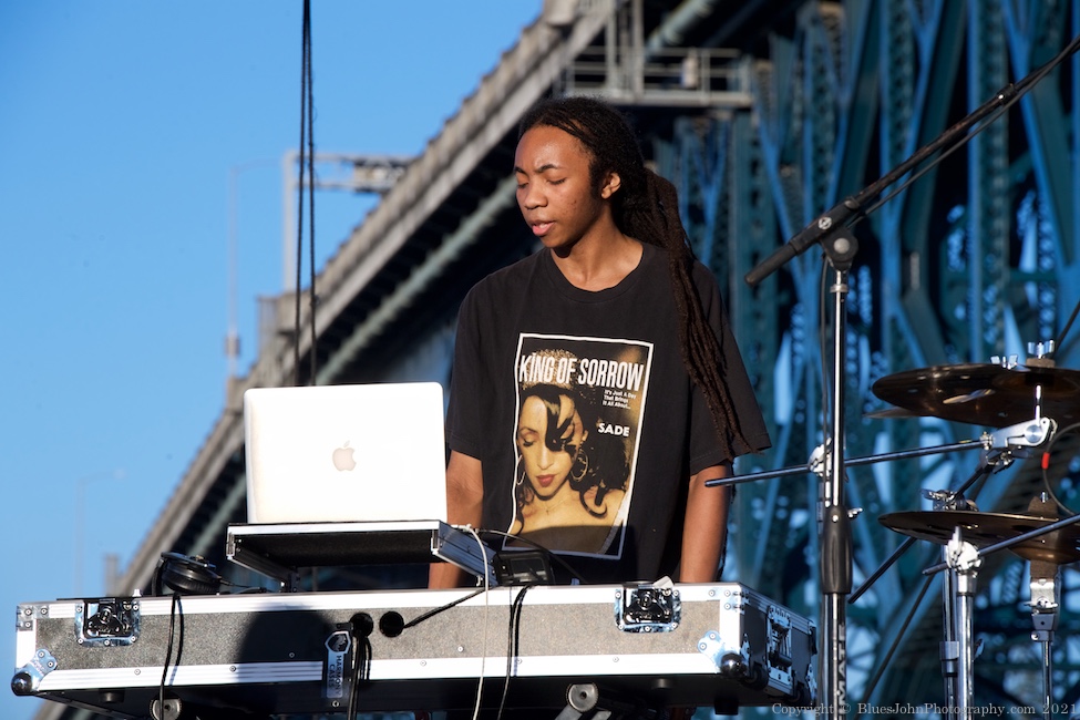 Liv Warfield, The Lot at Zidell Yards, photo by John Alcala