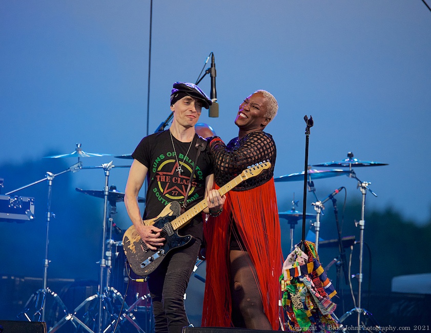Liv Warfield, The Lot at Zidell Yards, photo by John Alcala