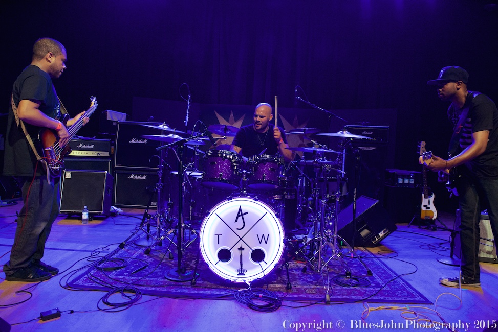 Ayron Jones and The Way, Aladdin Theater, photo by John Alcala