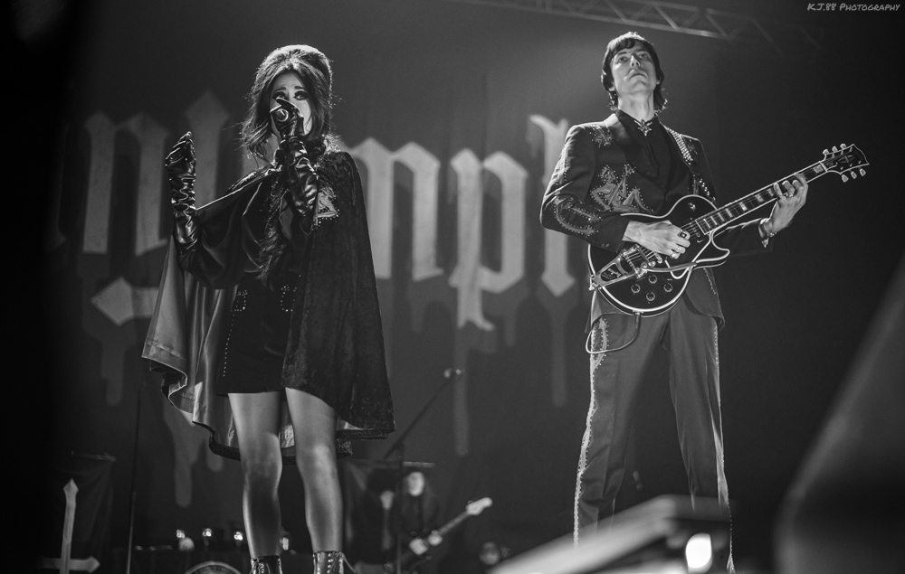 Twin Temple, Veterans Memorial Coliseum, photo by Kevin Pettigrew