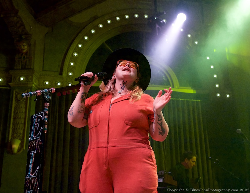 Elle King, Crystal Ballroom, photo by John Alcala